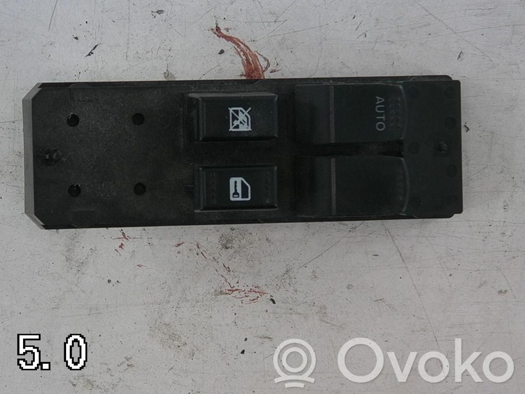Electric window control switch   3799062J10000