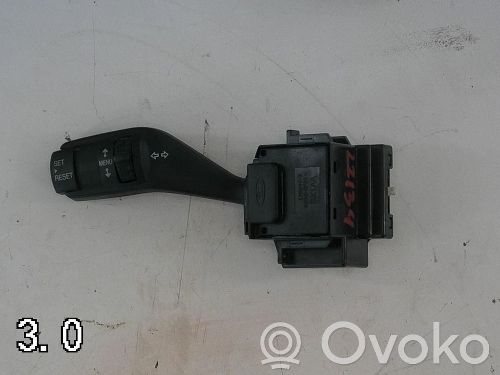 Ford Focus Commodo, commande essuie-glace/phare 