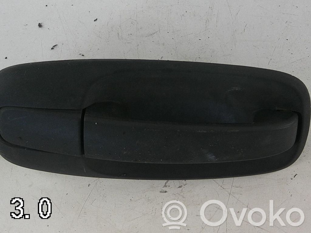 Manecilla externa puerta delantera   826061171R