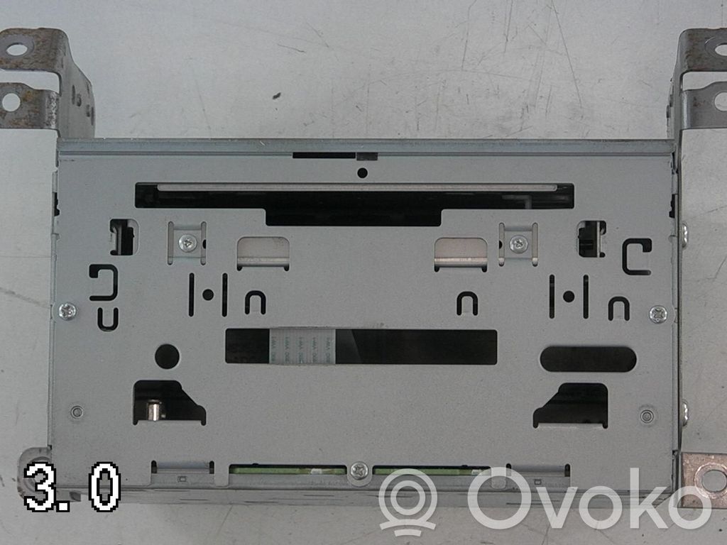 GPS-navigaation ohjainlaite/moduuli