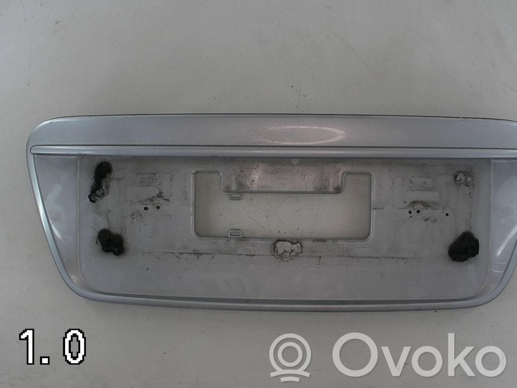 Etuoven ulkokahva   5817A075HA
