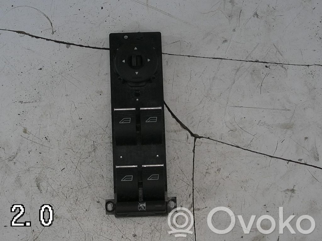 Ford Focus Electric window control switch 