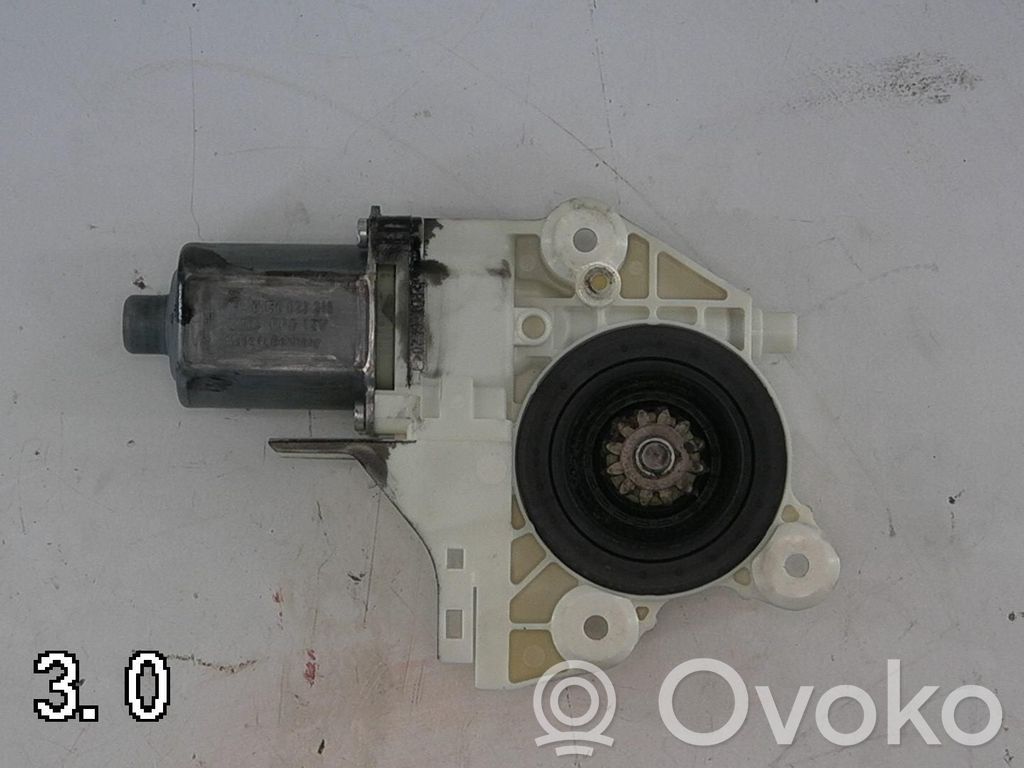 Ford Focus Motorino alzacristalli della portiera anteriore