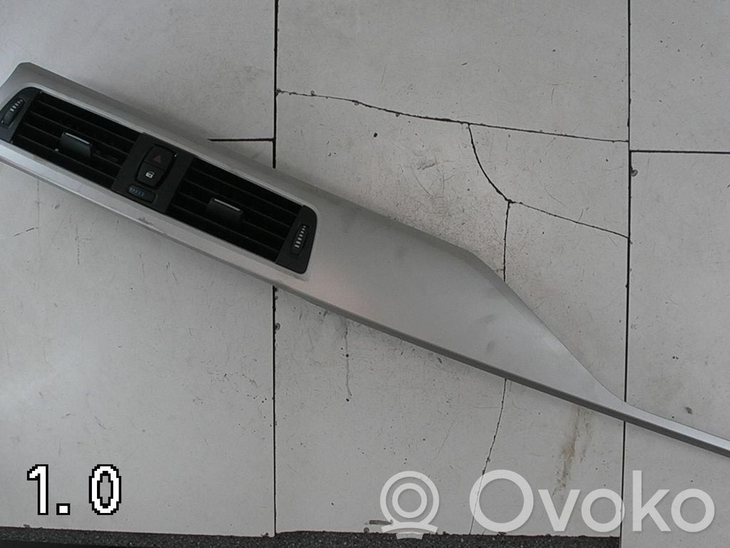 BMW 3 F30 F35 F31 Grilă ventilație centrală 