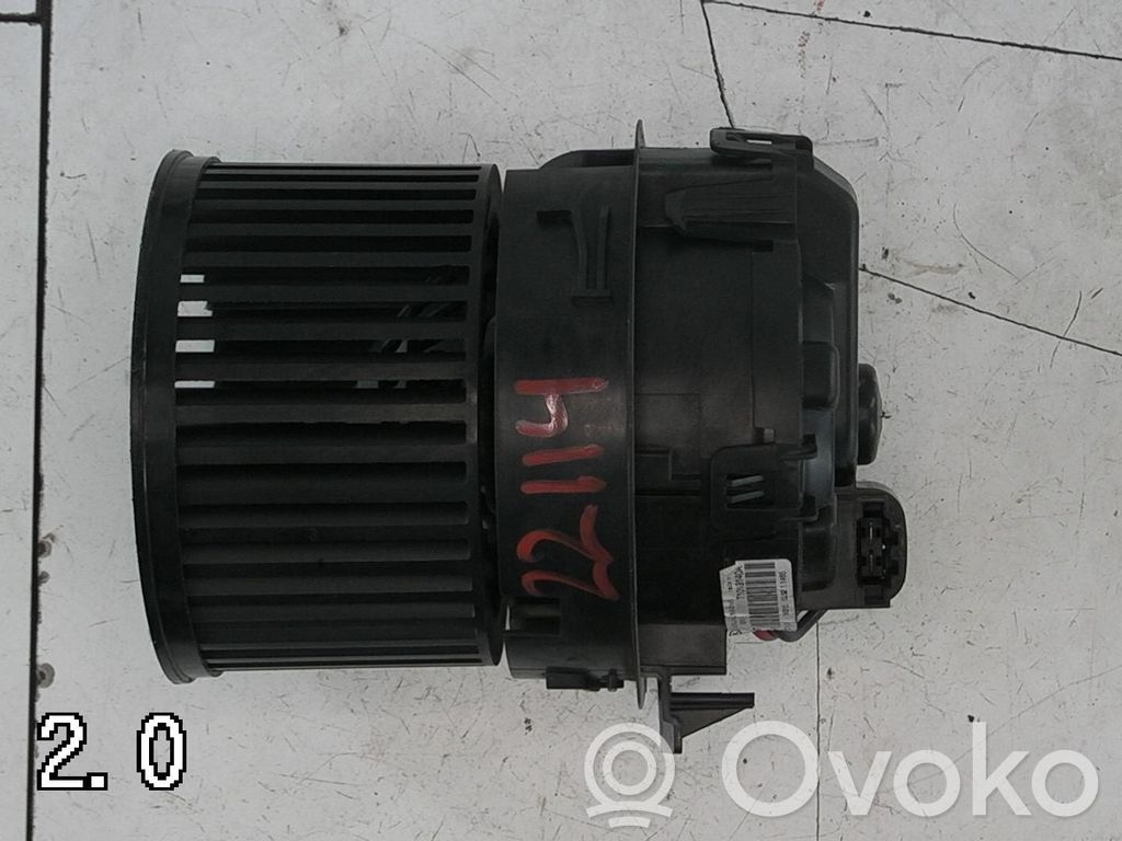 Peugeot 208 I Mazā radiatora ventilators 