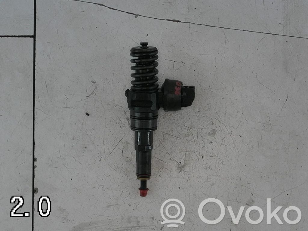 Injector combustibil   038130073BN,038130073BN