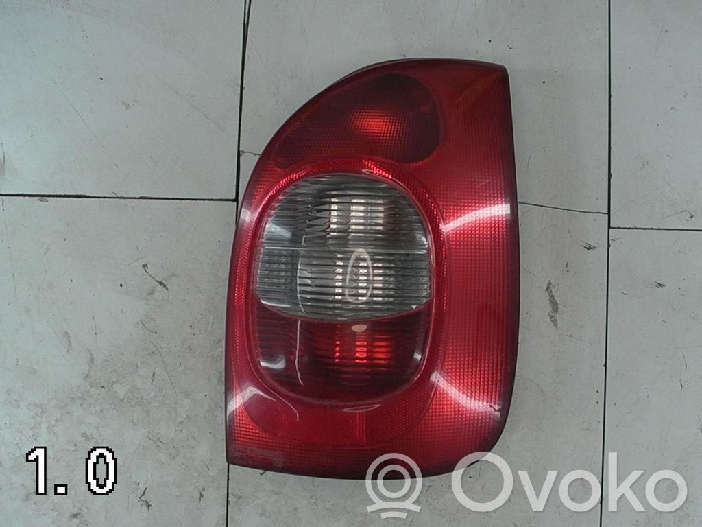 Citroen Xsara Picasso Takavalon polttimo 