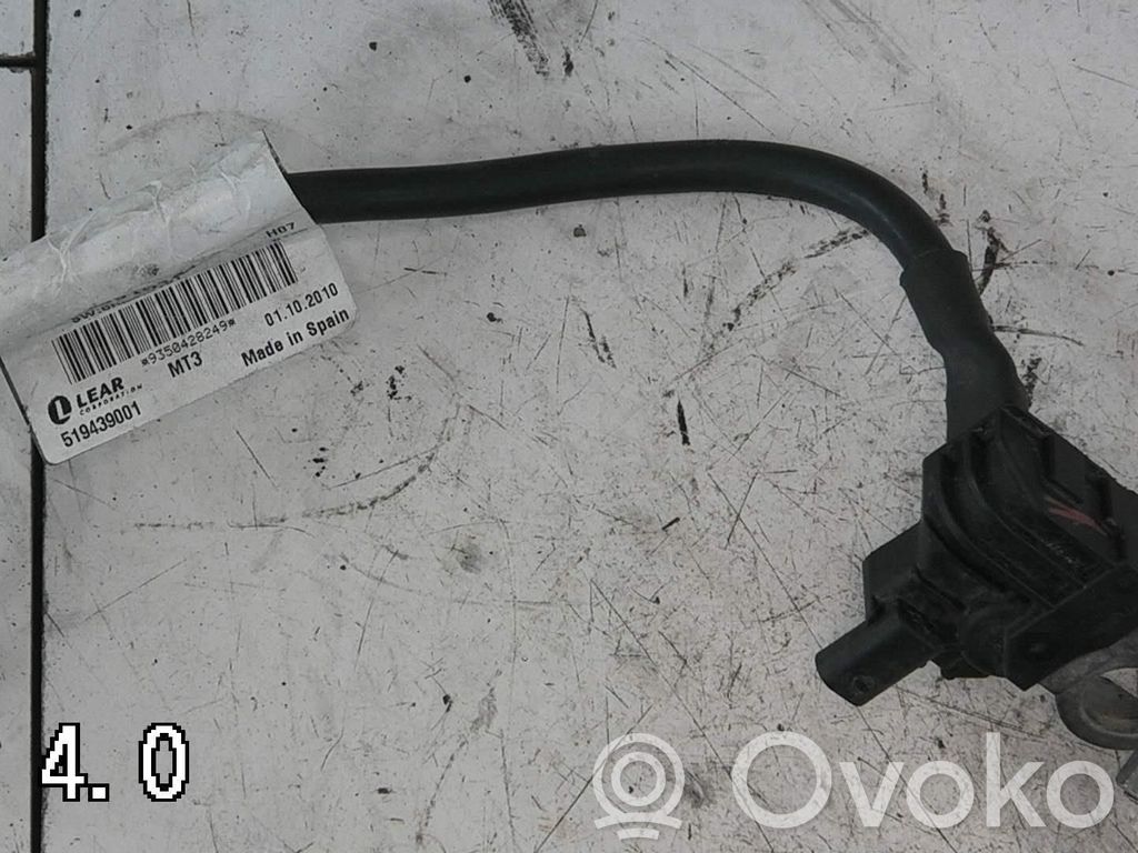 Volkswagen Polo V 6R Relais de batterie fusible