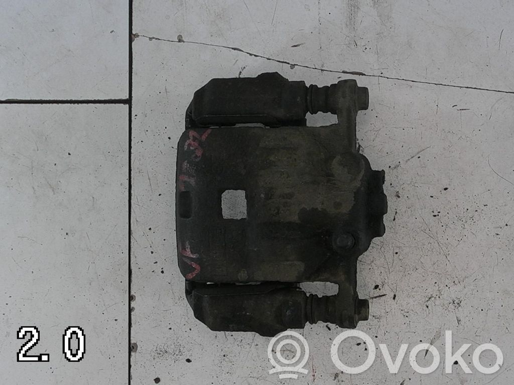 Front brake caliper   DF7133990C