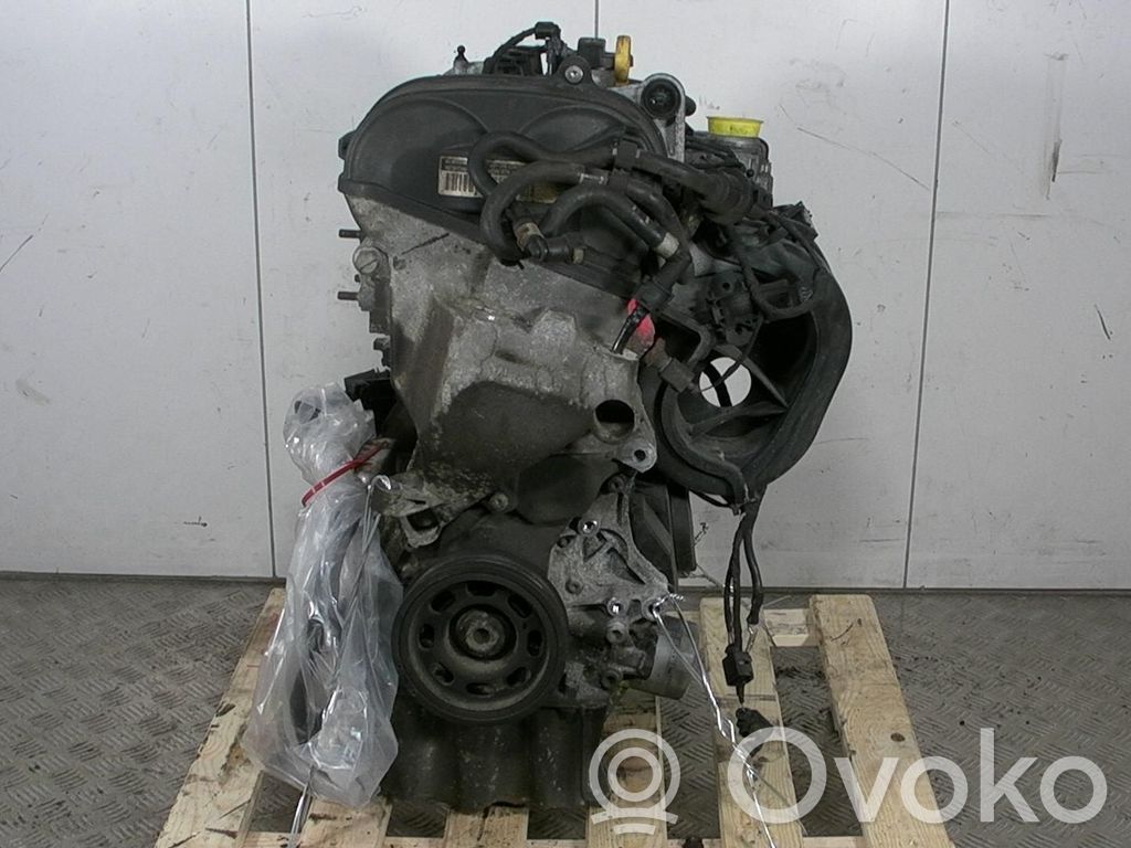 Двигатель   04C100031M,04C100098AX