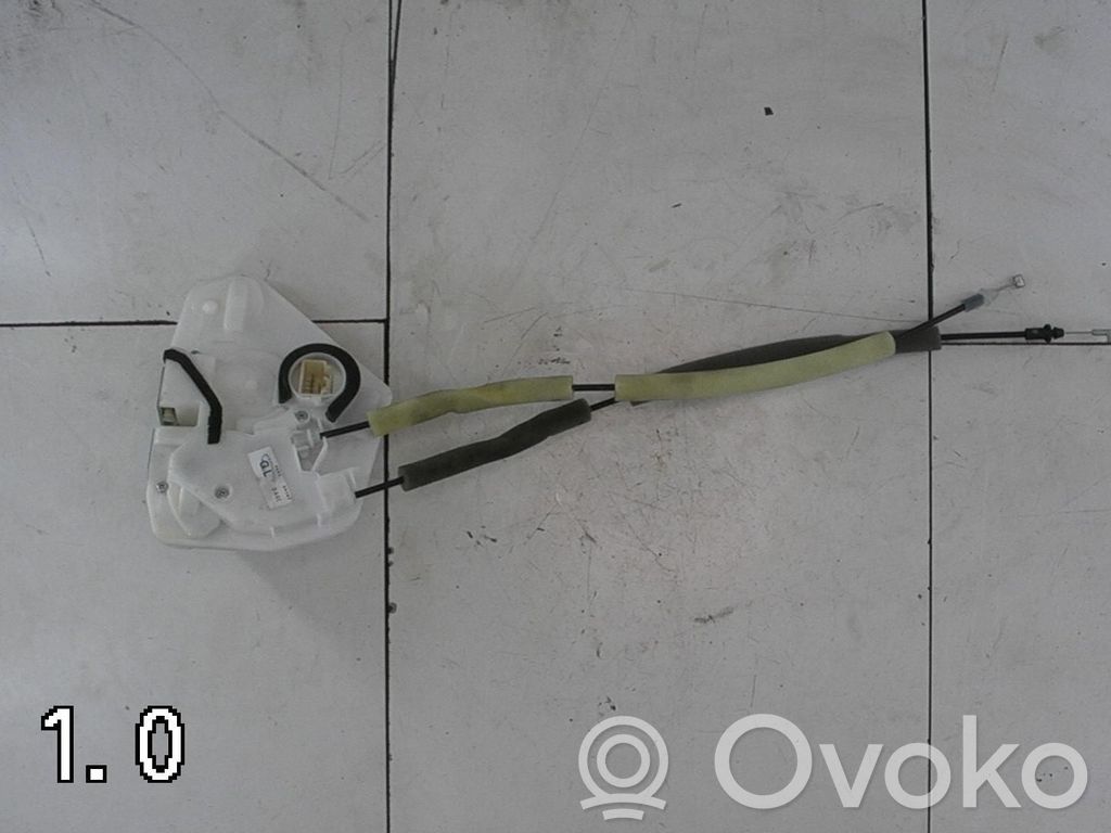 Mazda 2 Centrālās atslēgas motoriņš 
