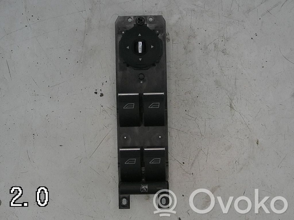 Ford Focus Electric window control switch 