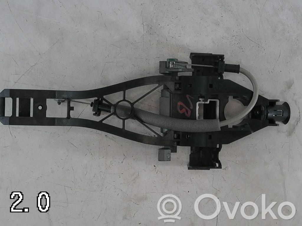 Volvo XC60 Manecilla externa puerta delantera 