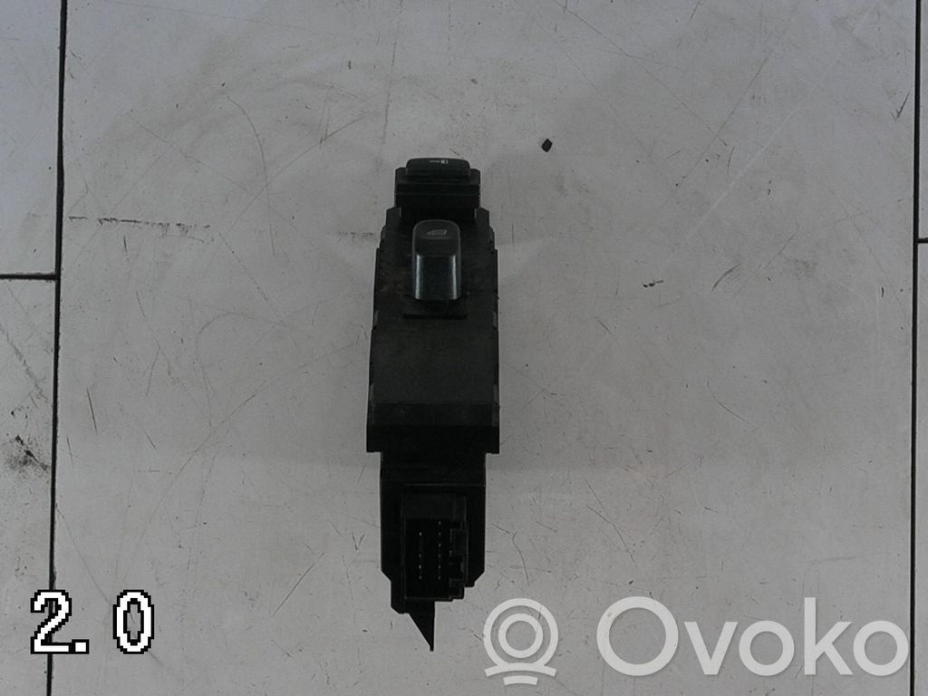 Electric window control switch   30732817,30732817