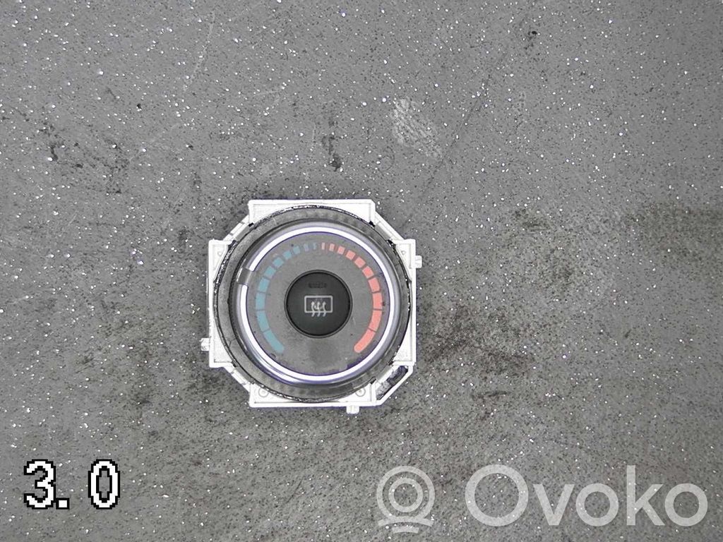 Toyota Yaris Climate control unit 