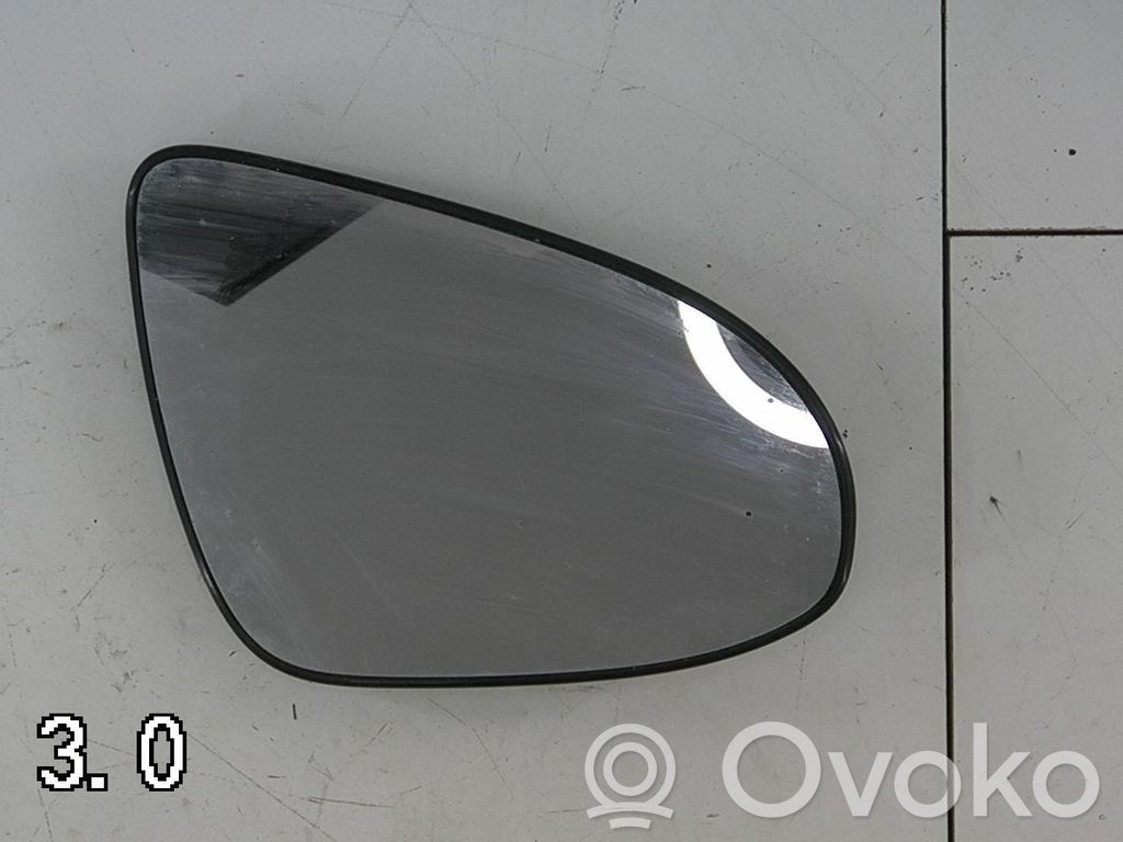 Toyota Aygo AB40 Sticlă oglindă laterală 