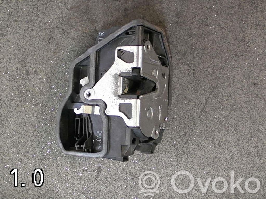 BMW 5 E60 E61 Centrālās atslēgas motoriņš 