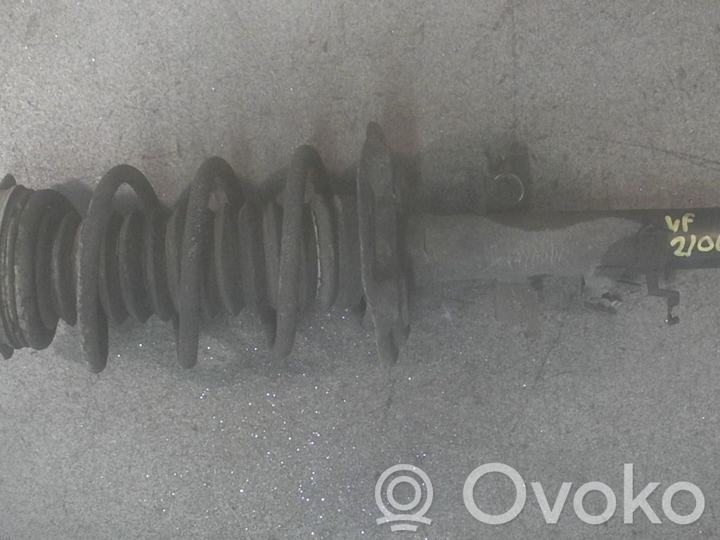 Nissan Qashqai Etuiskunvaimennin kierrejousella 