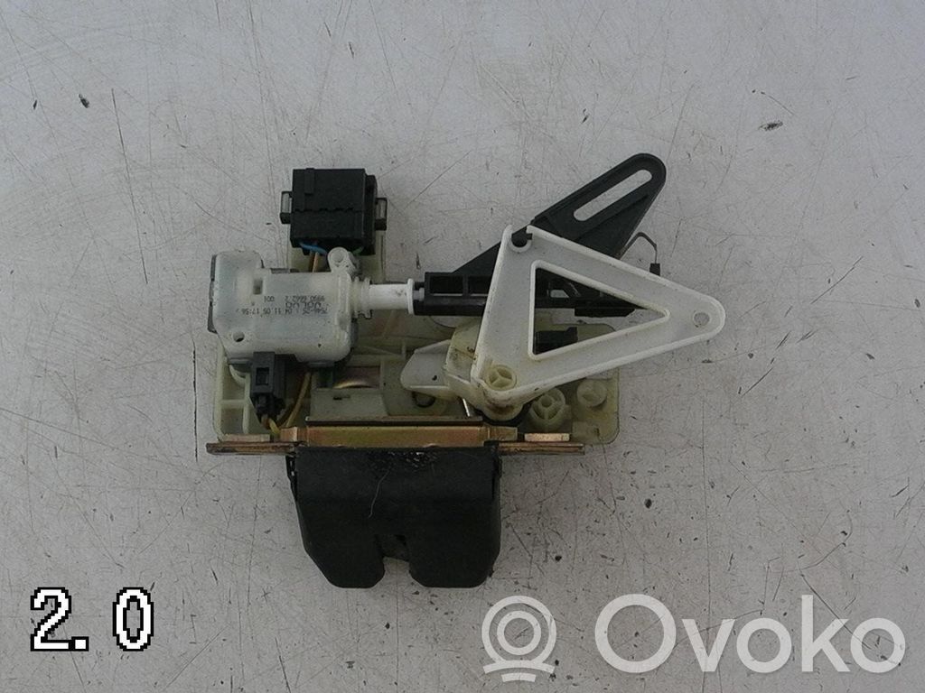 Volvo V70 Central locking motor 