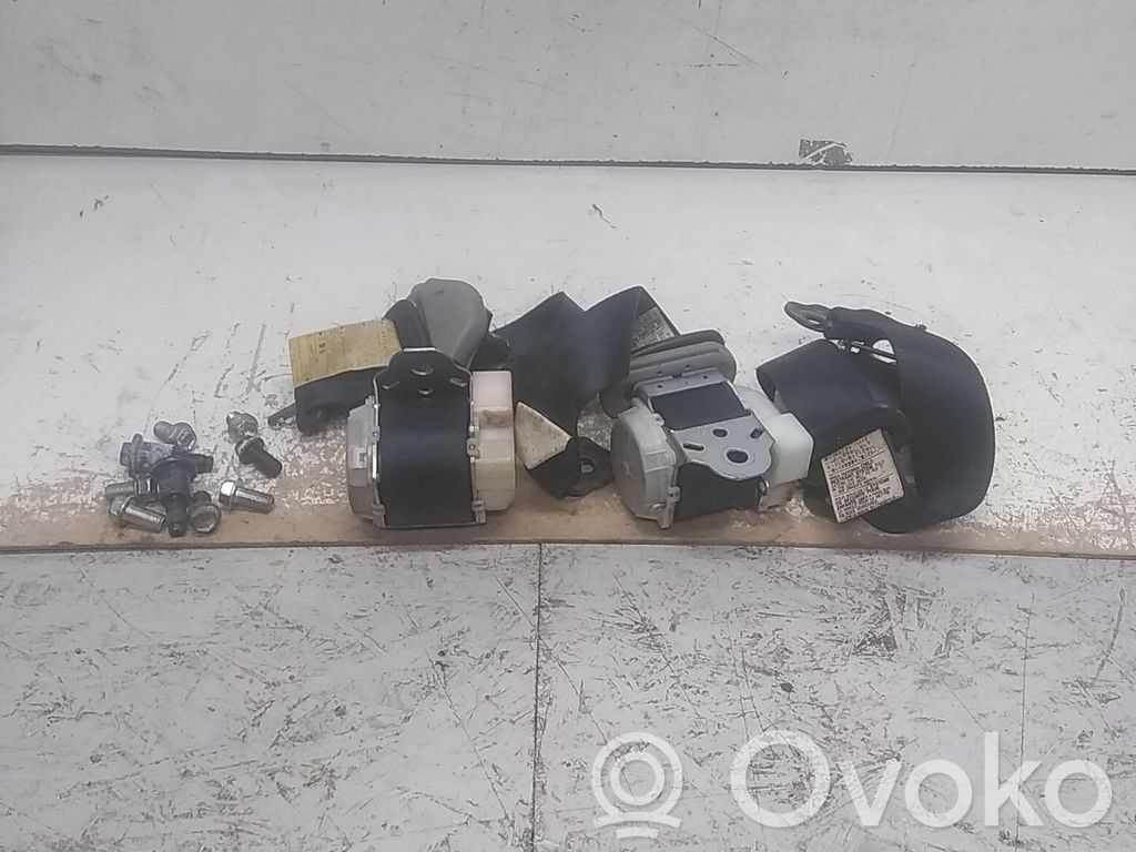 Cinturón trasero   733100D021C0,733700D091C0,733600D091C0