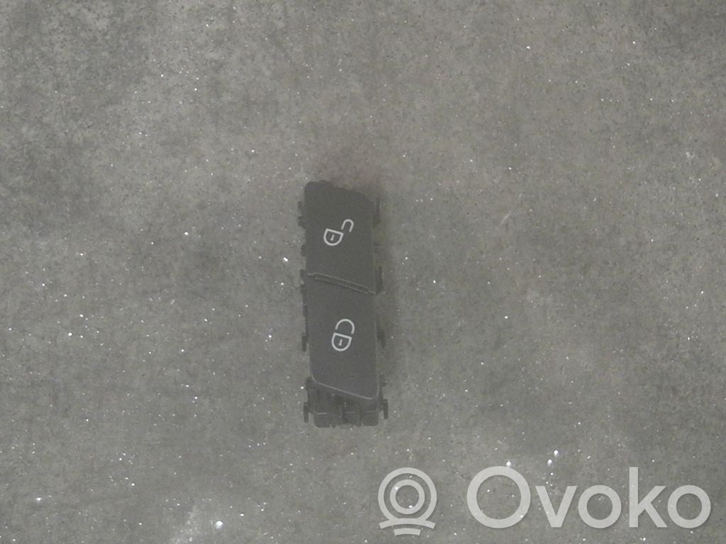 Mercedes-Benz E A207 Light switch 