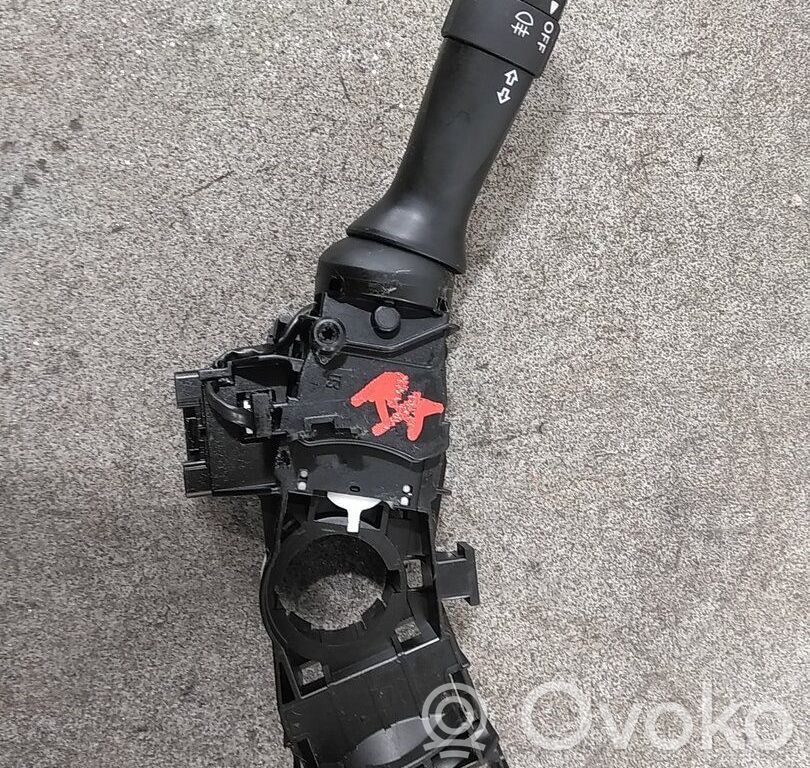 Citroen C1 Interruptor/palanca de limpiador de luz de giro 