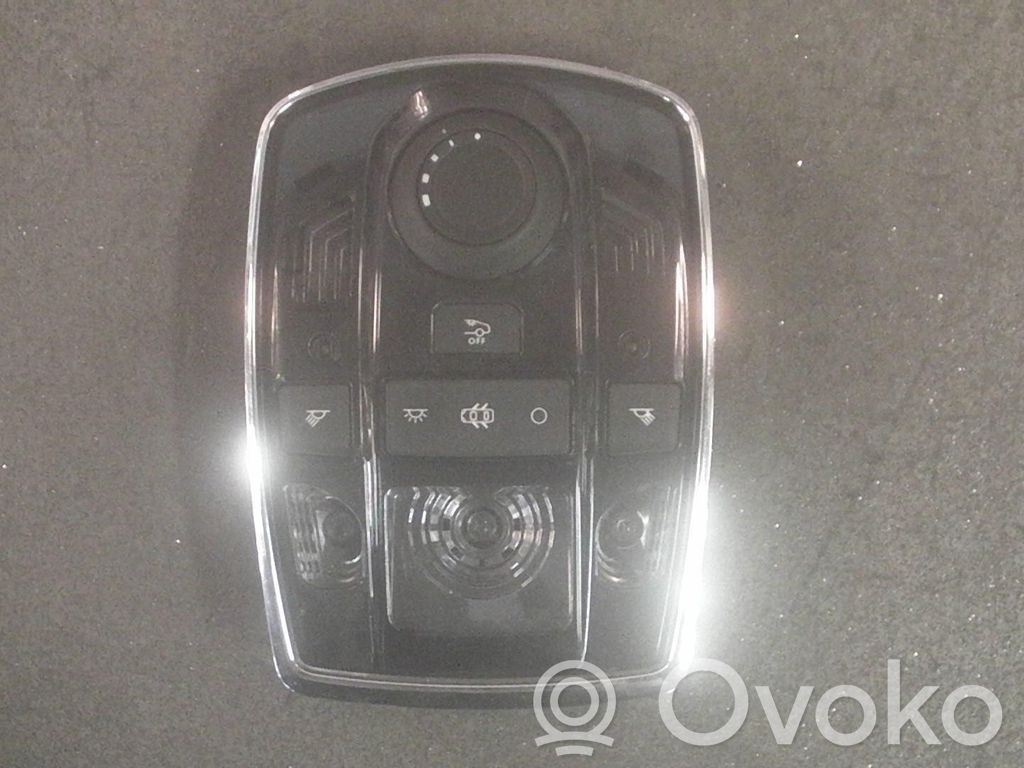 Peugeot 508 Luz del asiento delantero 