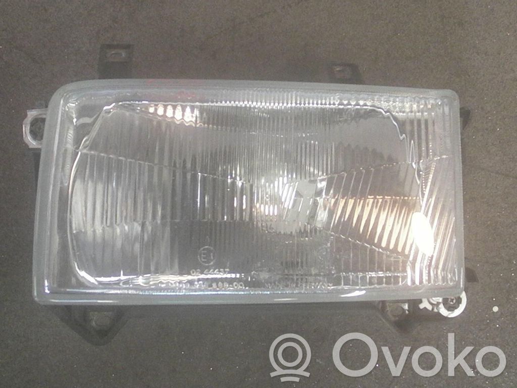 Volkswagen Transporter - Caravelle T4 Headlight/headlamp 