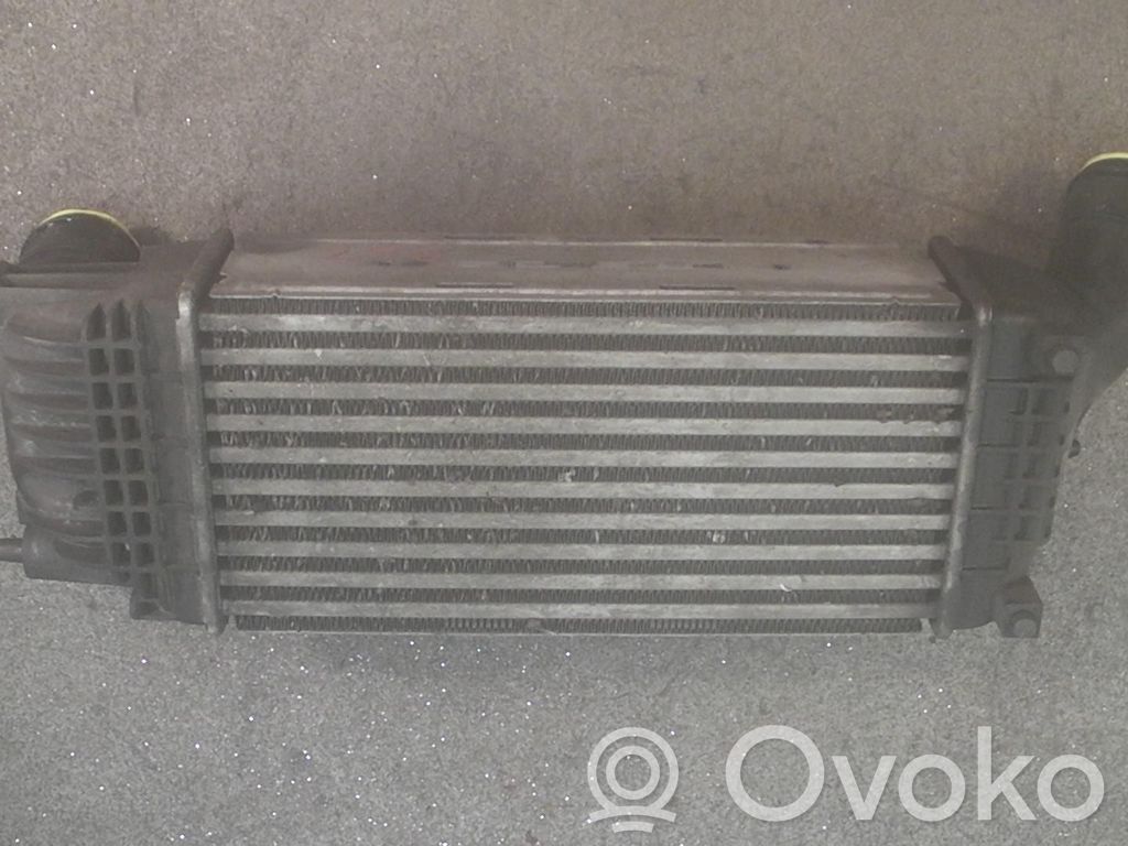 Citroen C5 Interkūlerio radiatorius 
