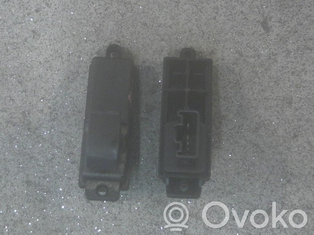 Electric window control switch   D65166370