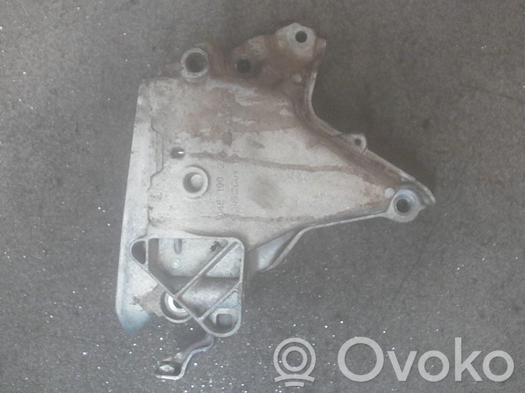 Seat Ateca Engine mount bracket 