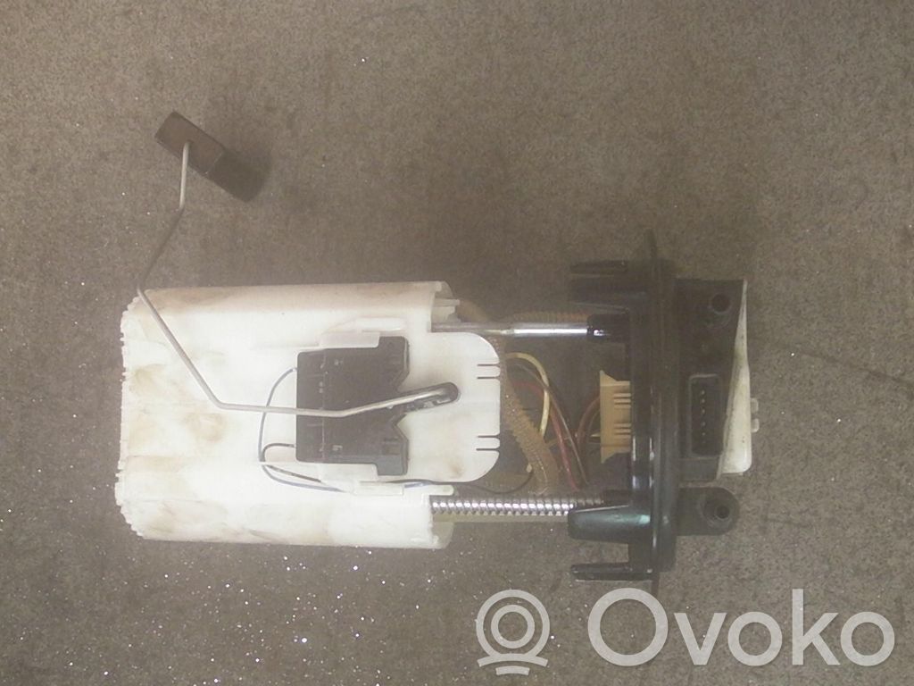 Pompe à carburant   9674461380