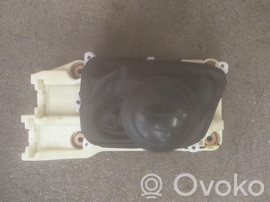 Gear shift rod   437001Y000