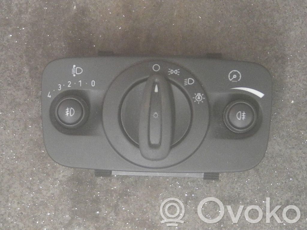 Ford C-MAX II Light switch 