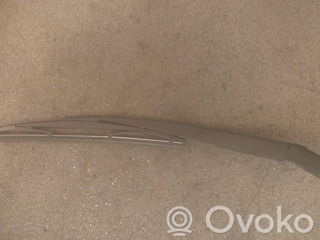 Nissan Micra Brazo del limpiaparabrisas delantero 