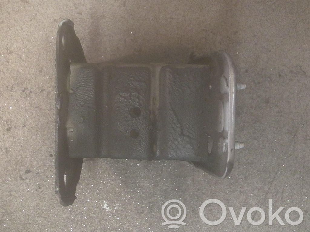 Front bumper cross member   751159U00A