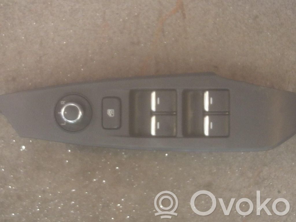 Interrupteur commade lève-vitre   GKL166350C,GMJ666350A