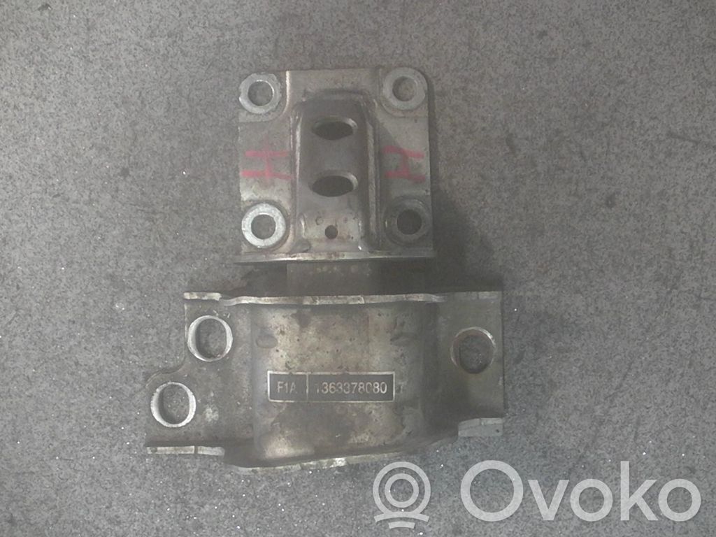 Engine mount bracket   1363378080,0005802125035