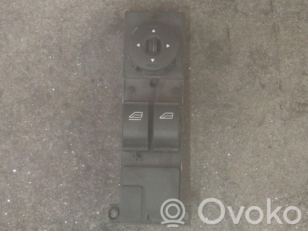 Ford Focus C-MAX Electric window control switch 