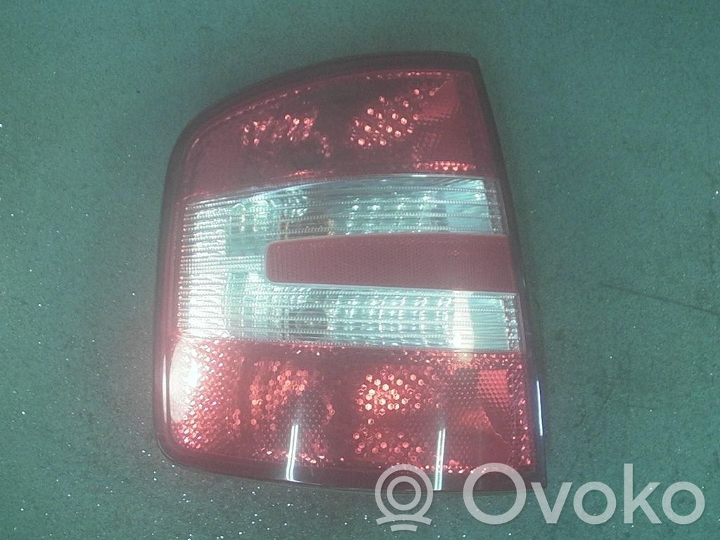 Skoda Fabia Mk1 (6Y) Bec lampă spate 
