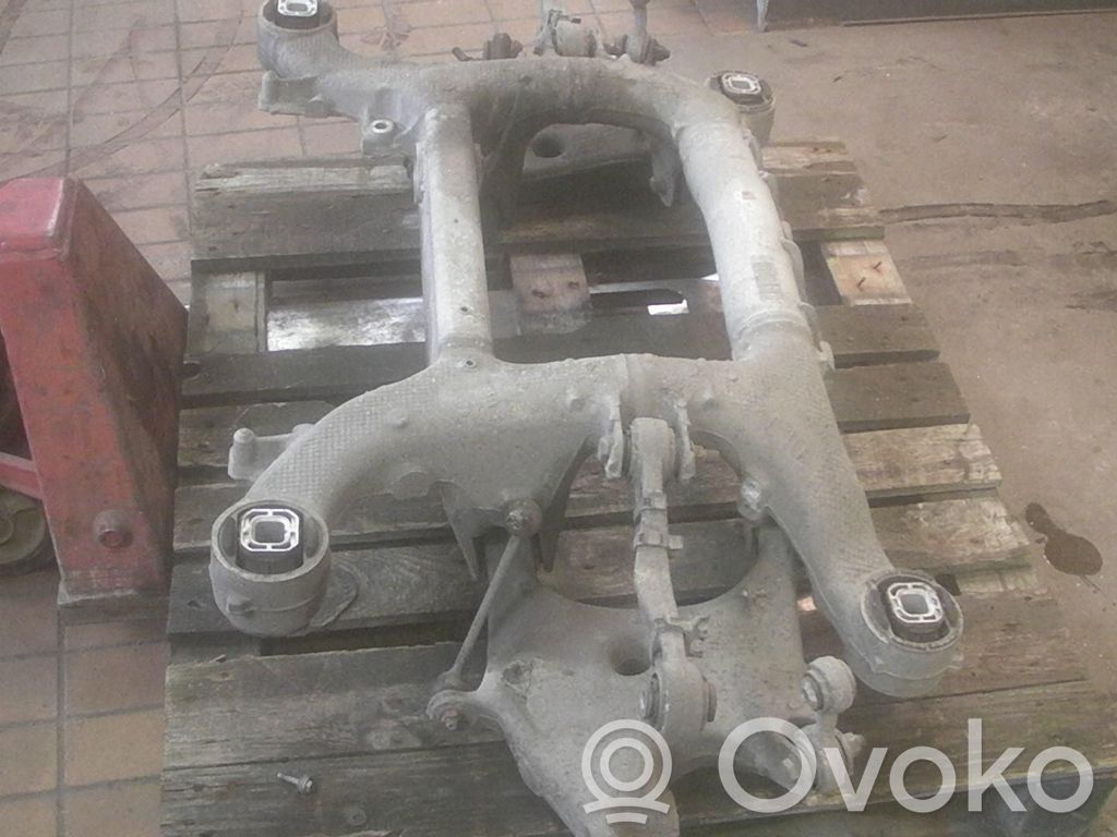 BMW 5 F10 F11 Poutre d'essieu arrière