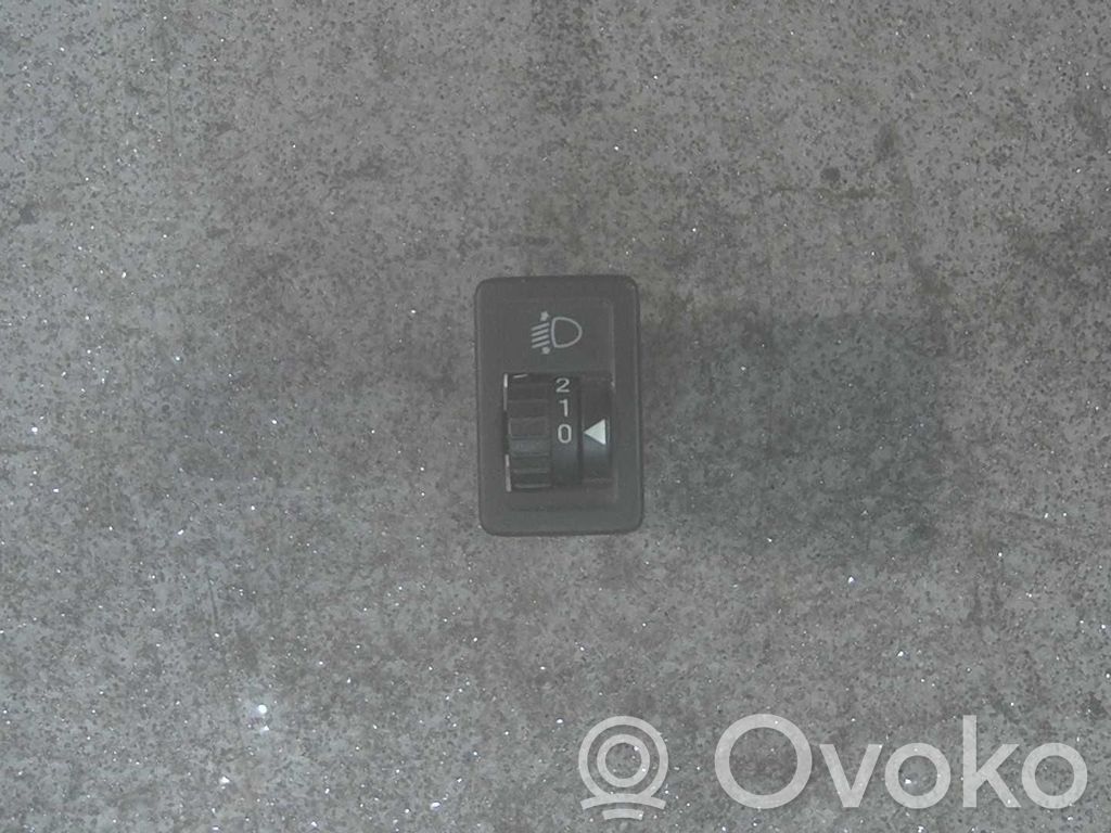 Headlight level height control switch