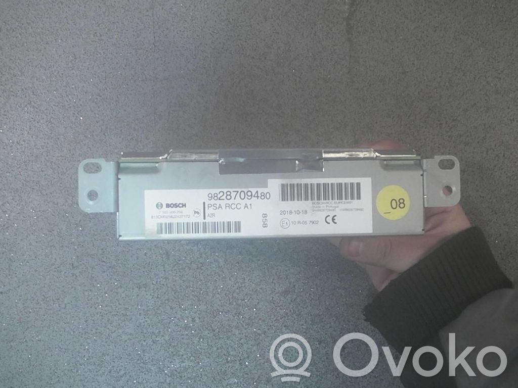 Unité / module navigation GPS   9828709480,9828709480