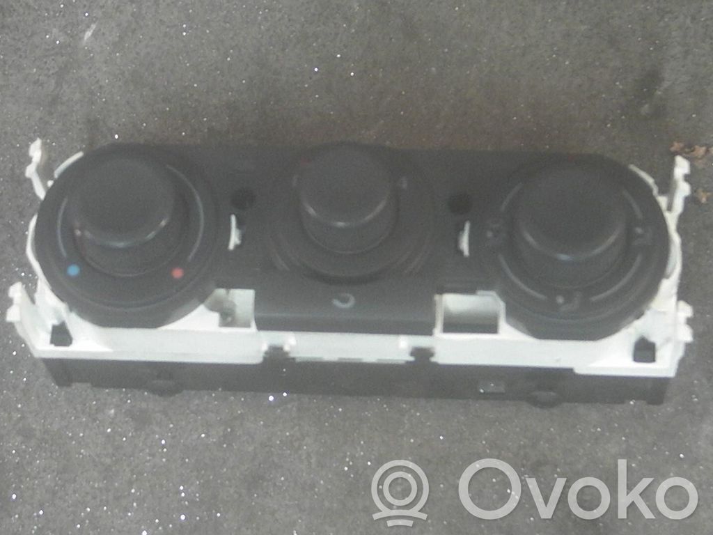 Seat Cordoba (6L) Climate control unit 