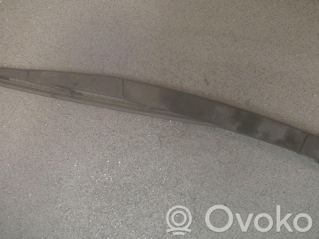 Opel Vectra C Front wiper blade arm 