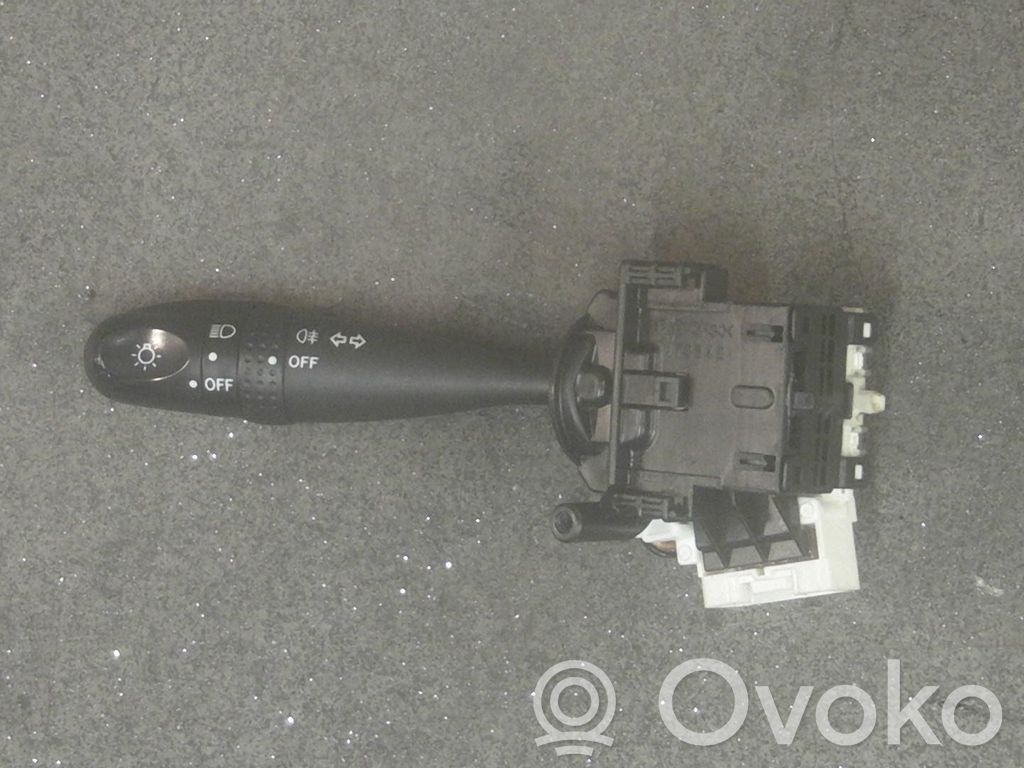 Toyota Corolla E120 E130 Wiper turn signal indicator stalk/switch 