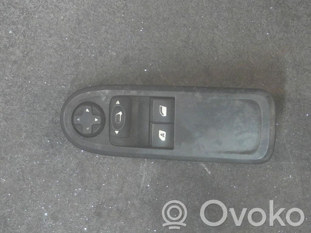 Citroen C3 Electric window control switch 