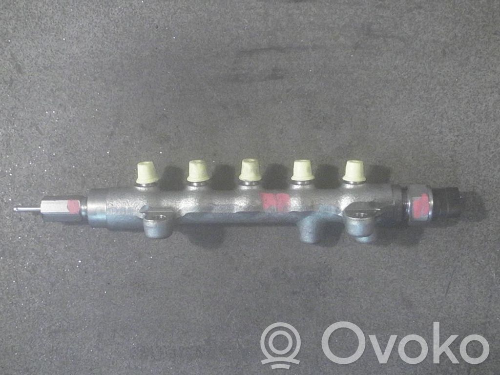 Fuel main line pipe