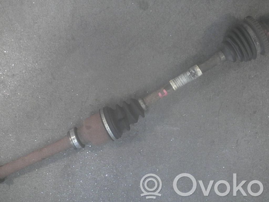 Peugeot 206+ Eje de transmisión delantero 