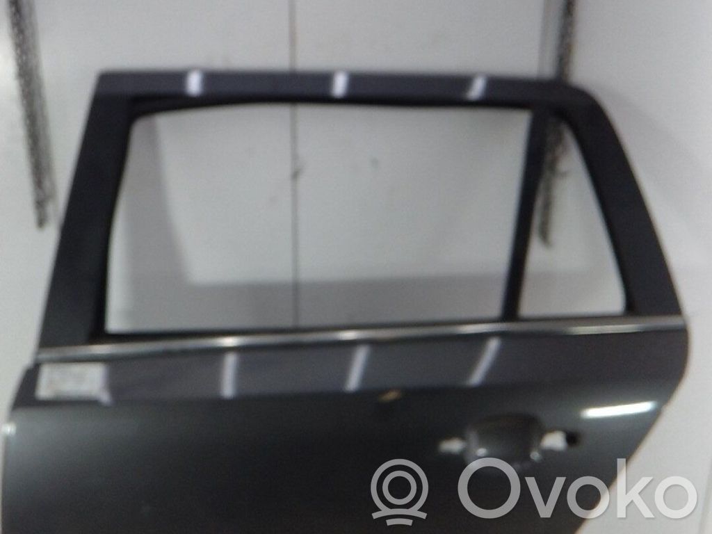 Opel Astra H Puerta trasera 